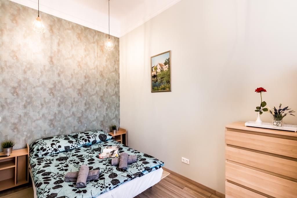 Bpr D8 Premier Apartment Budapest Bagian luar foto