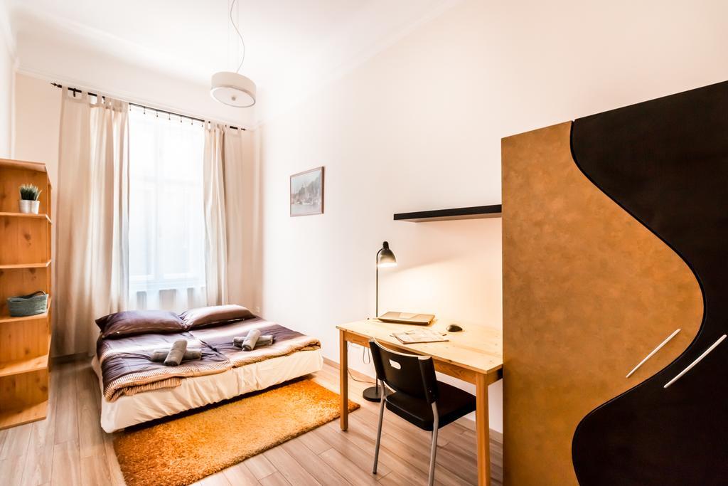 Bpr D8 Premier Apartment Budapest Bagian luar foto